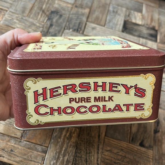 Hershey’s Milk Chocolate Vintage Edition #2 Collectible Tin 1992 - Picture 5 of 9